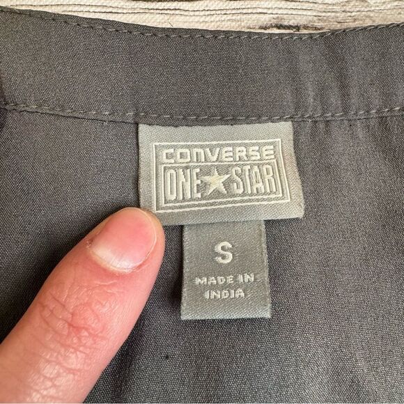 Converse One Star Women's Sleeveless Blouse Gunmetal Grey Gray S SM Small Light - Picture 10 of 13